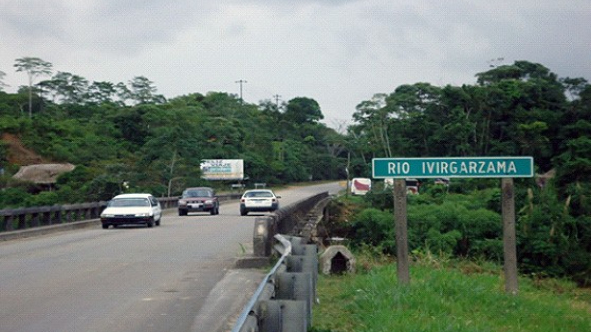 Parte del tramo vial Ivirgarzama – Puente Mariposas